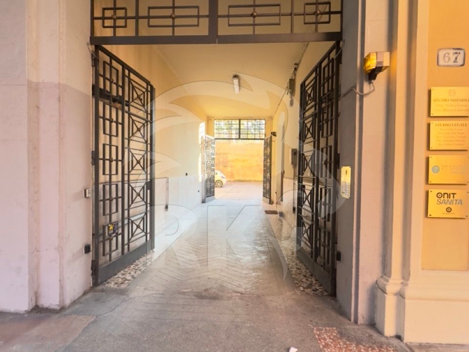 Erhvervsejendom i Bologna, Bologna - foto 3