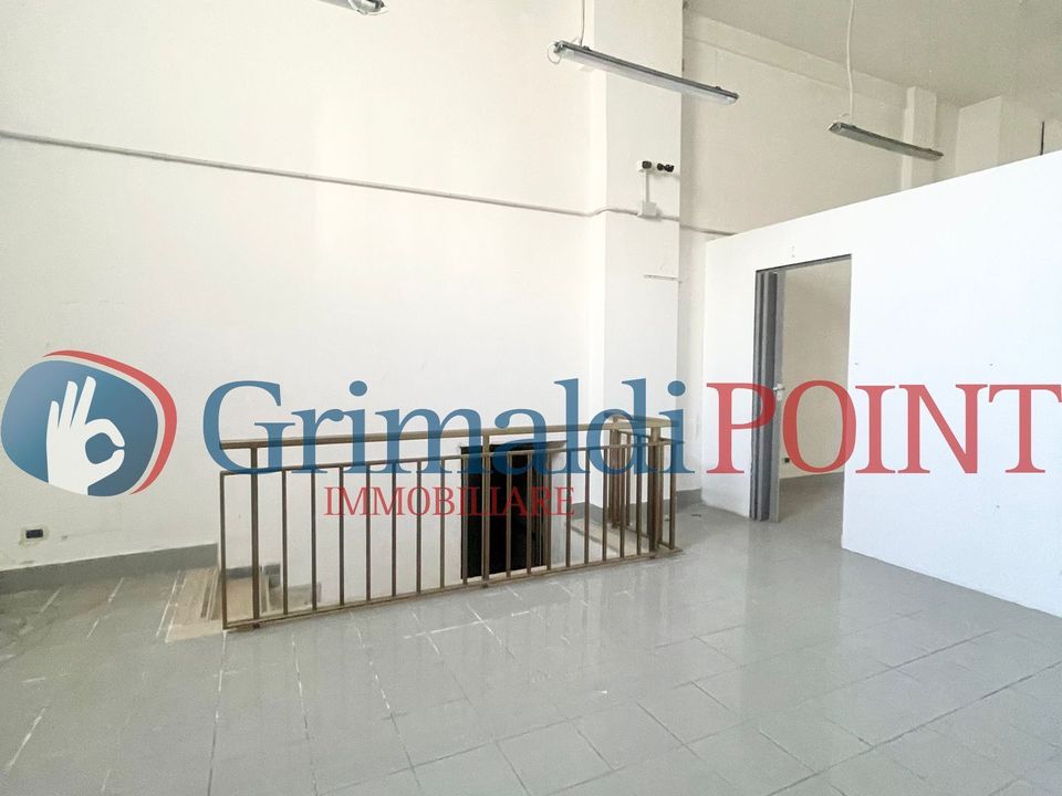 Commercial property in Lecce, Lecce - photo 3