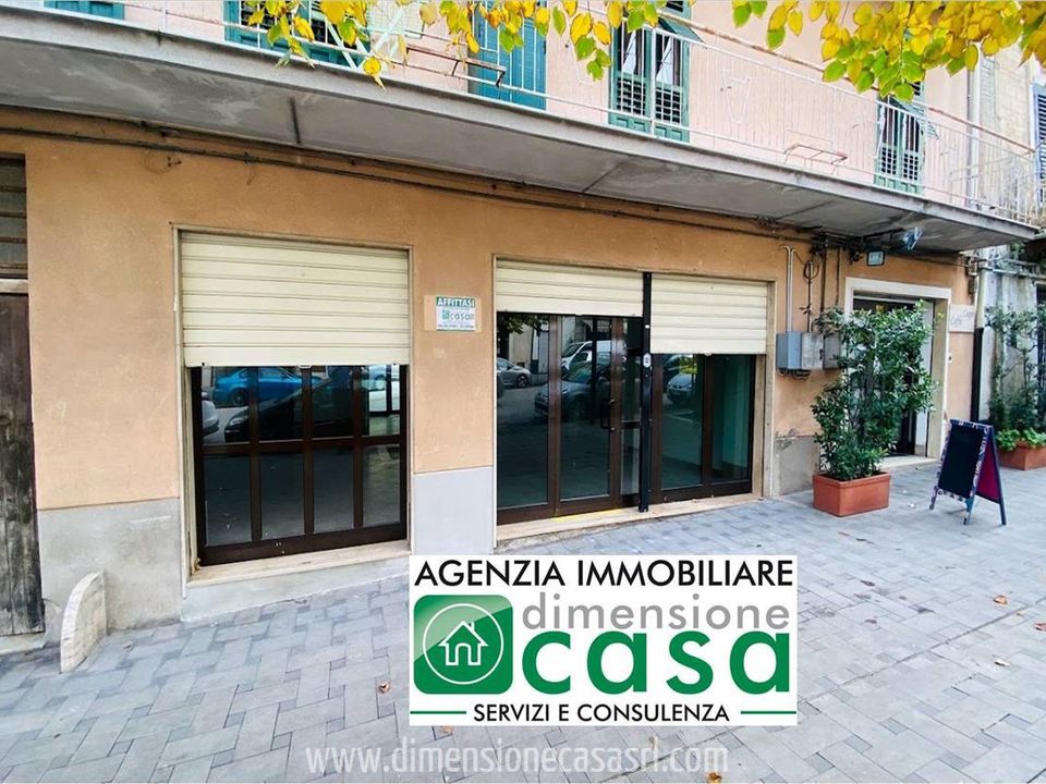 Erhvervsejendom i San Cataldo, Caltanissetta - foto 1