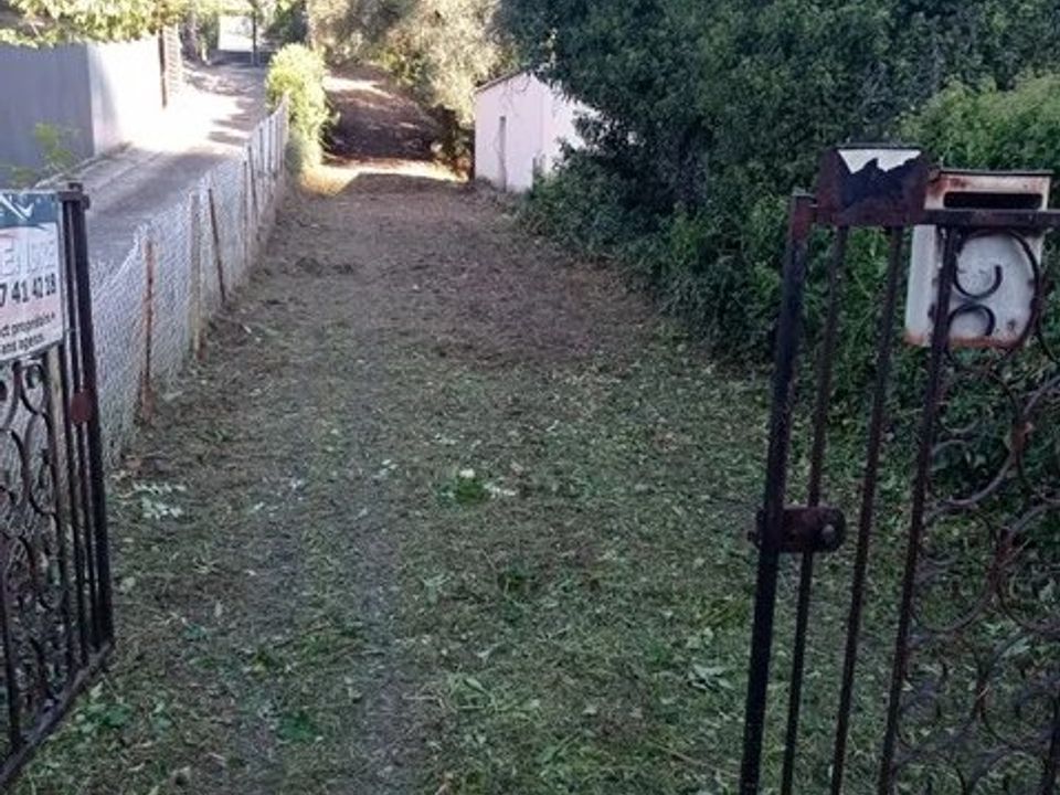 Helårsgrund i La Trinité, Alpes-Maritimes - foto 4