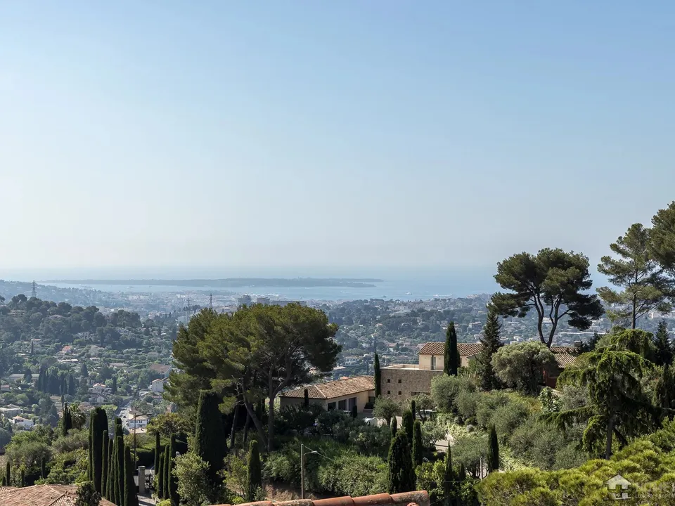 Villa i Mougins, Alpes-Maritimes - foto 1