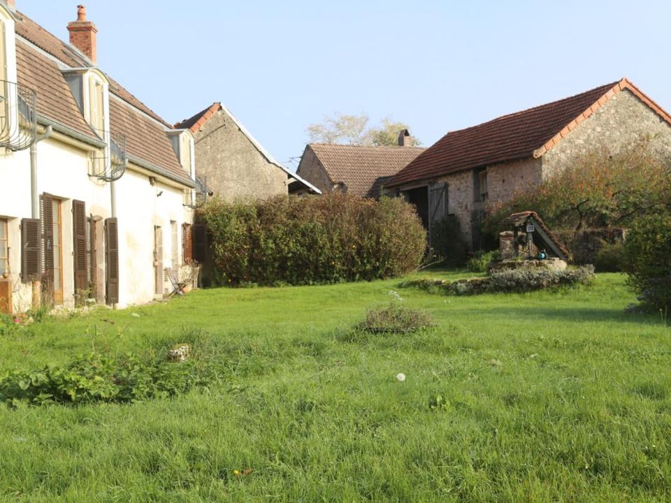 Farm hus i Saint-Nizier-sur-Arroux, Saone-et-Loire - foto 1