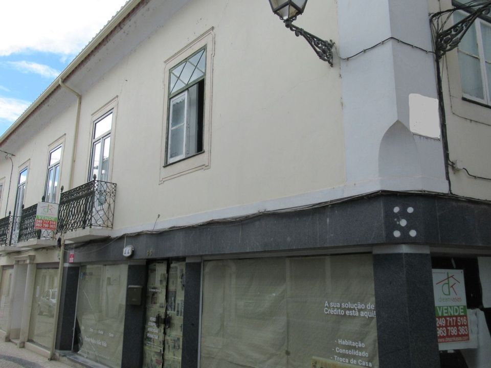 Byhus i Torres Novas, Santarem - foto 1
