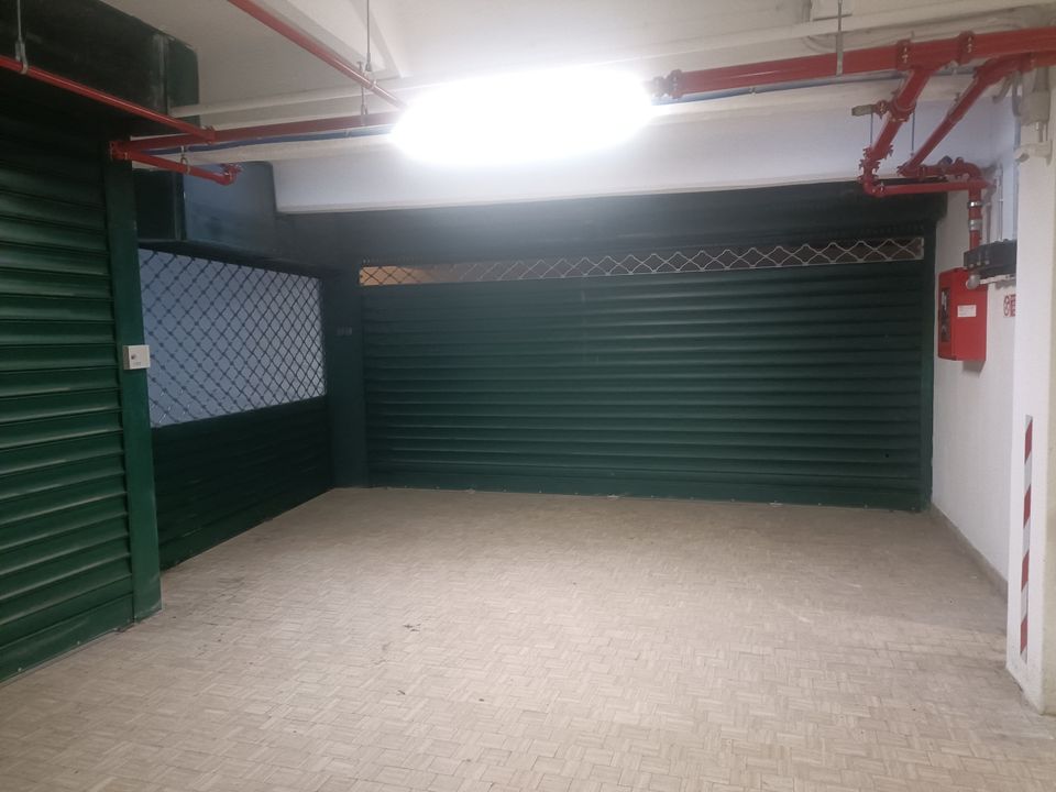 Garage i Genoa, Genoa - foto 2