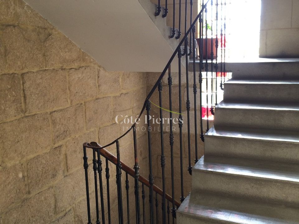 Erhvervsejendom i Nimes, Gard - foto 3