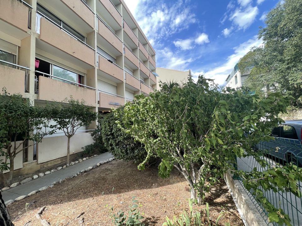 Lejlighed i Nimes, Gard - foto 1