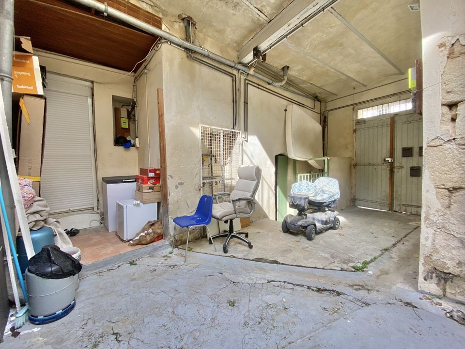 Erhvervsejendom i Nimes, Gard - foto 3