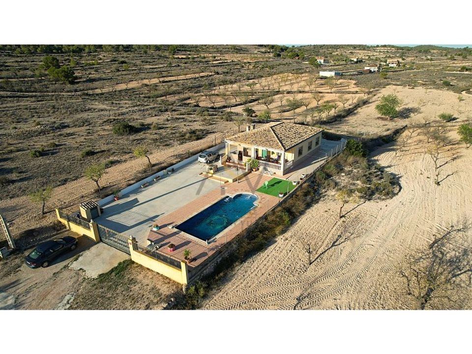 Villa i Hondon De Los Frailes, Alicante - foto 1