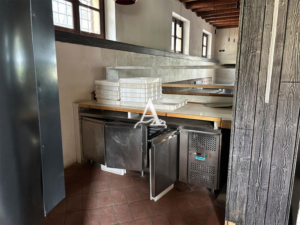 Erhvervsejendom i Isola della Scala, Verona - foto 3