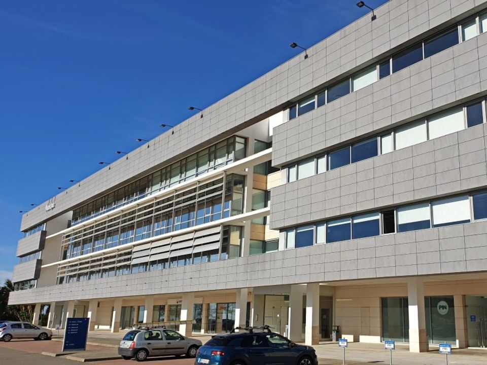 Erhvervsejendom i Porto Salvo, Lisbon - foto 1