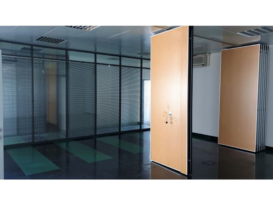 L'establiment comercial a Carnaxide, Lisbon - foto 3