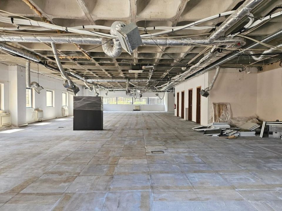 L'establiment comercial a Amadora, Lisbon - foto 3