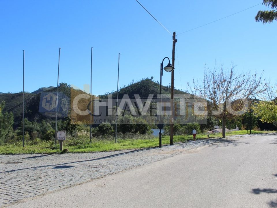 Helårsgrund i Ferreira do Zezere, Santarem - foto 3