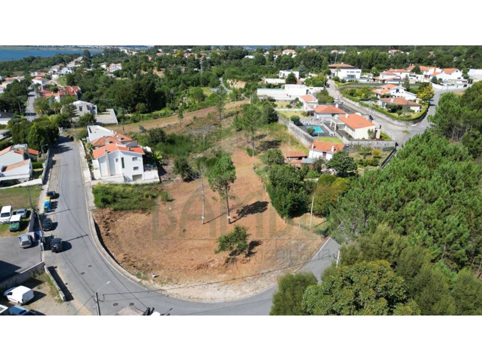 Helårsgrund i Caminha, Viana do Castelo - foto 2
