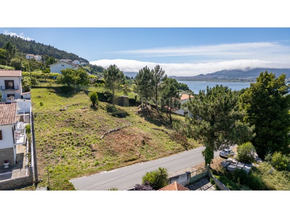 Helårsgrund i Caminha, Viana do Castelo - foto 1