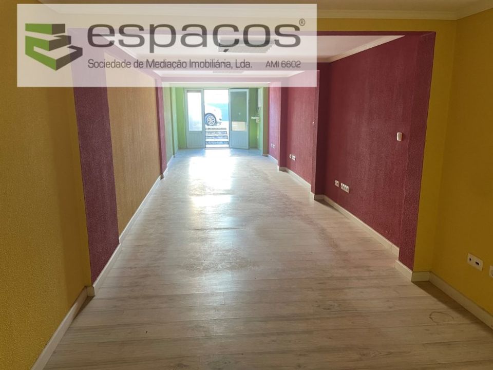 Erhvervsejendom i Corroios, Setubal - foto 3