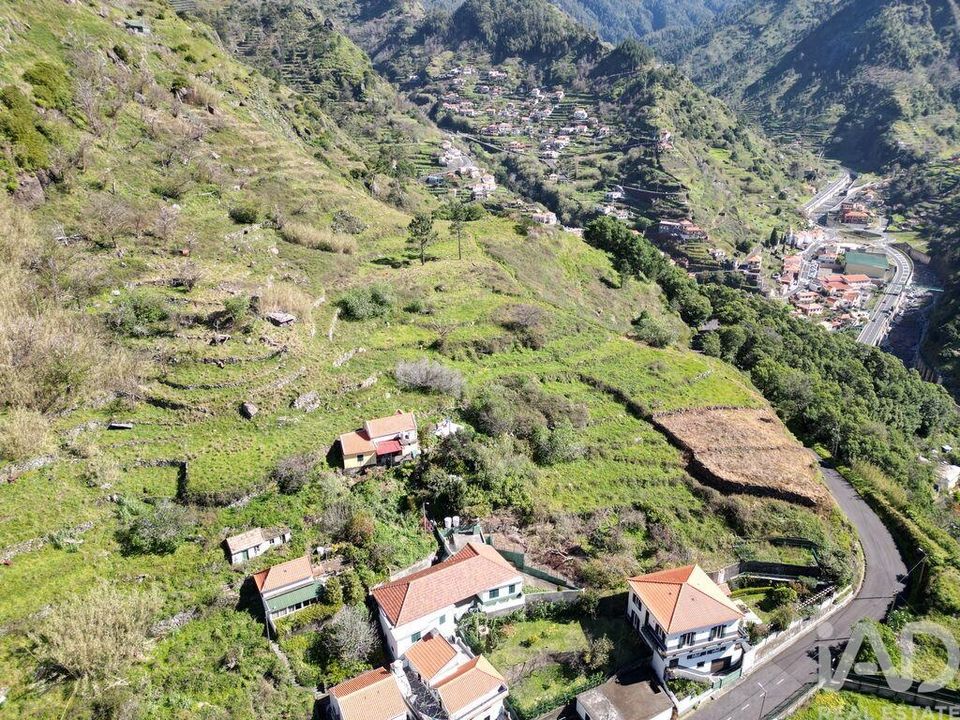 Helårsgrund i Ribeira Brava, Madeira - foto 1