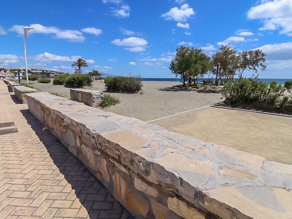 Erhvervsejendom i San Luis De Sabinillas, Malaga - foto 2