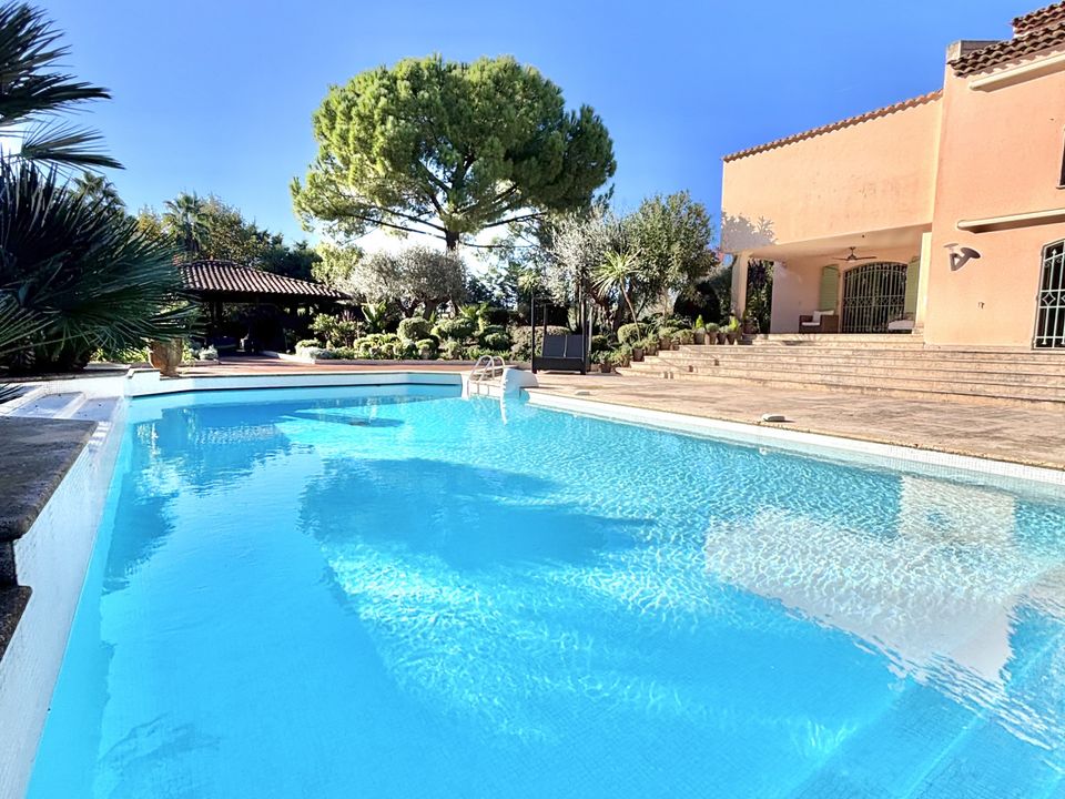 Villa i Mougins, Alpes-Maritimes - foto 2
