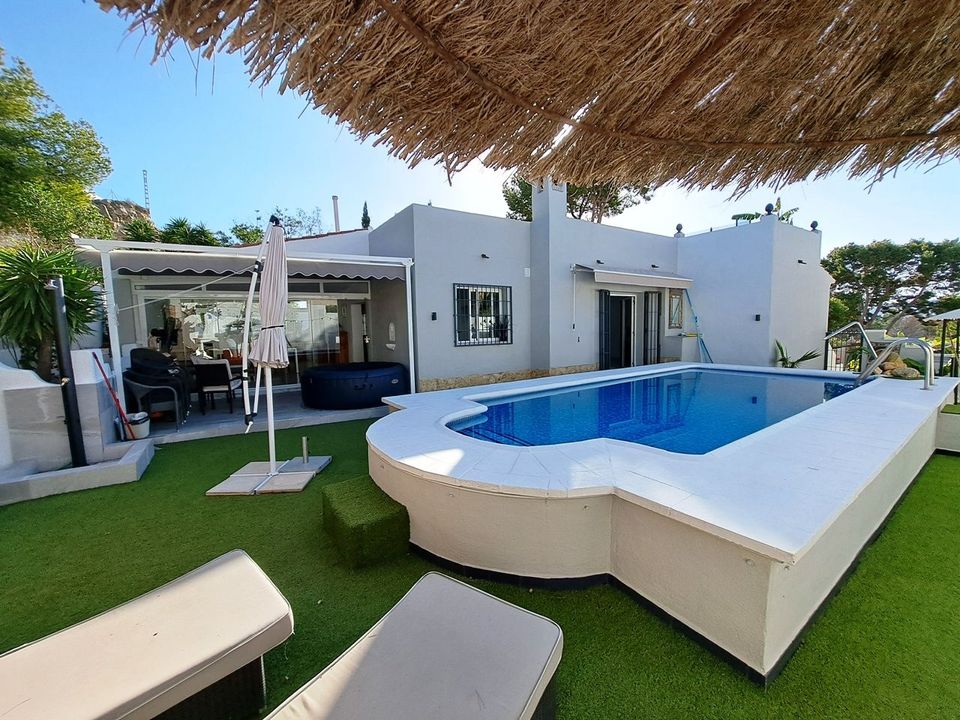 Villa i La Nucia, Alicante - foto 1