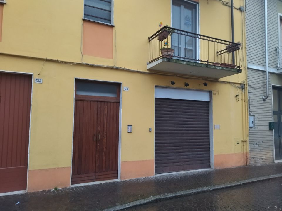 Erhvervsejendom i Casalmaggiore, Cremona - foto 1
