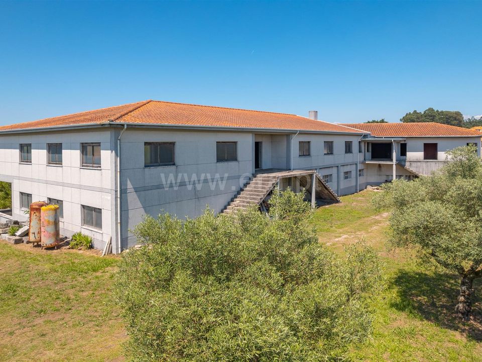Helårsgrund i Pacos de Ferreira, Porto - foto 2
