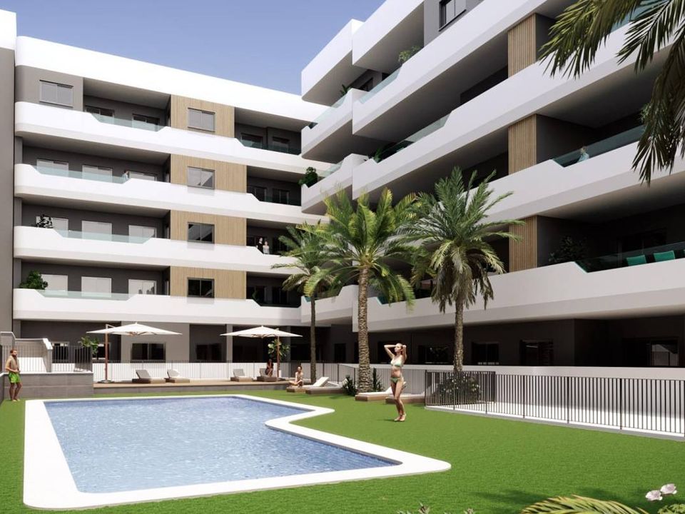 Apartamento en Santa Pola, Alicante - foto 1