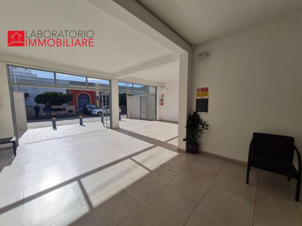 Erhvervsejendom i Carmiano, Lecce - foto 4