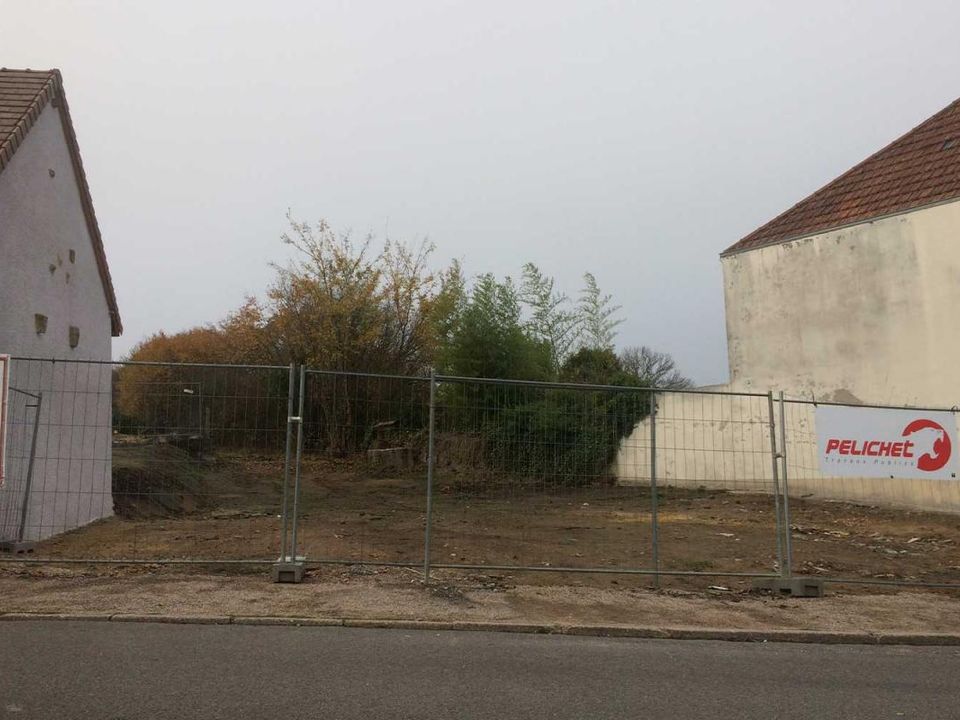 Tomt i Montceau-les-Mines, Saone-et-Loire - bilde 1