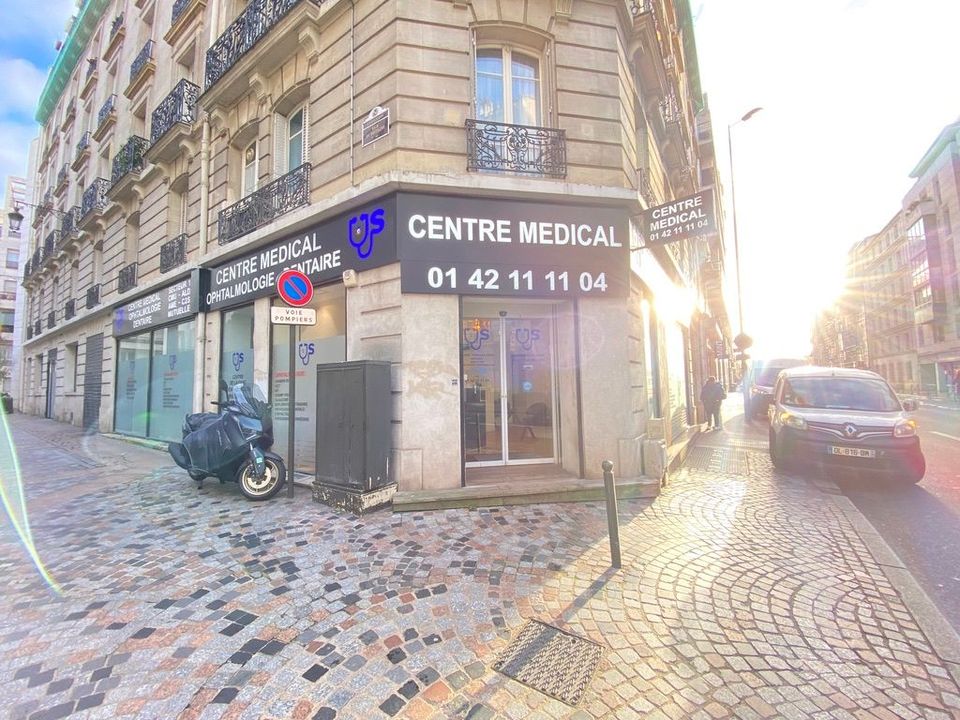 Erhvervsejendom i Levallois-Perret, Hauts-de-Seine - foto 1