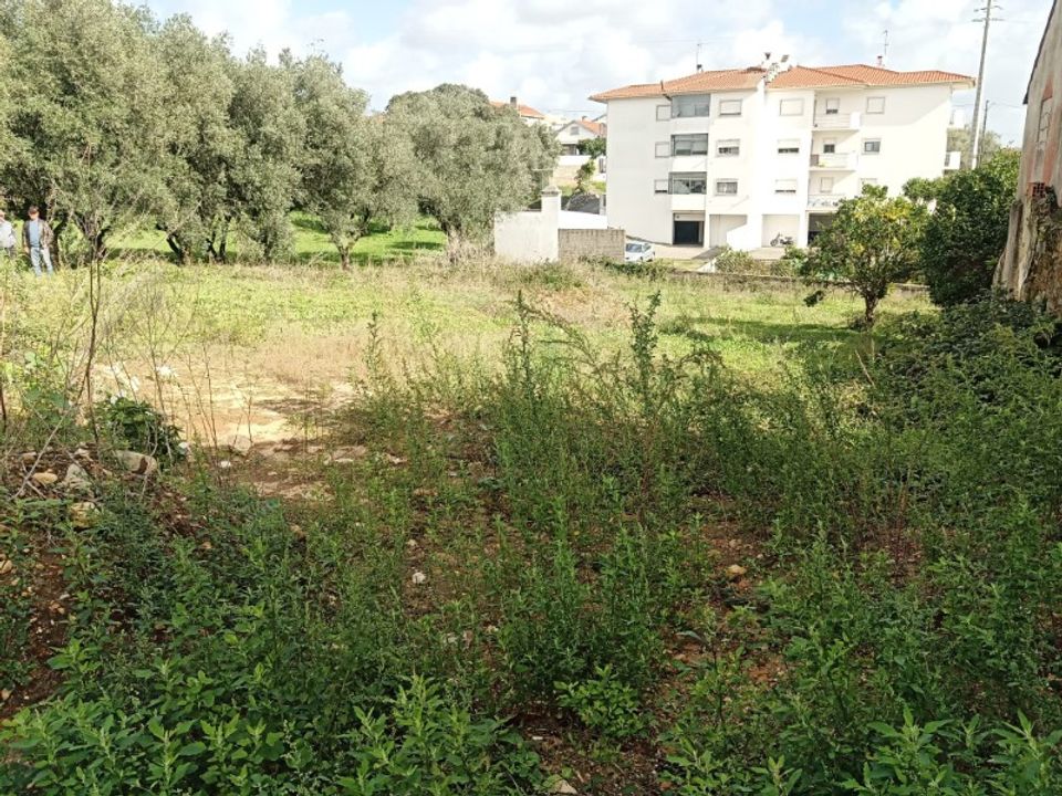 Helårsgrund i Leiria, Leiria - foto 1