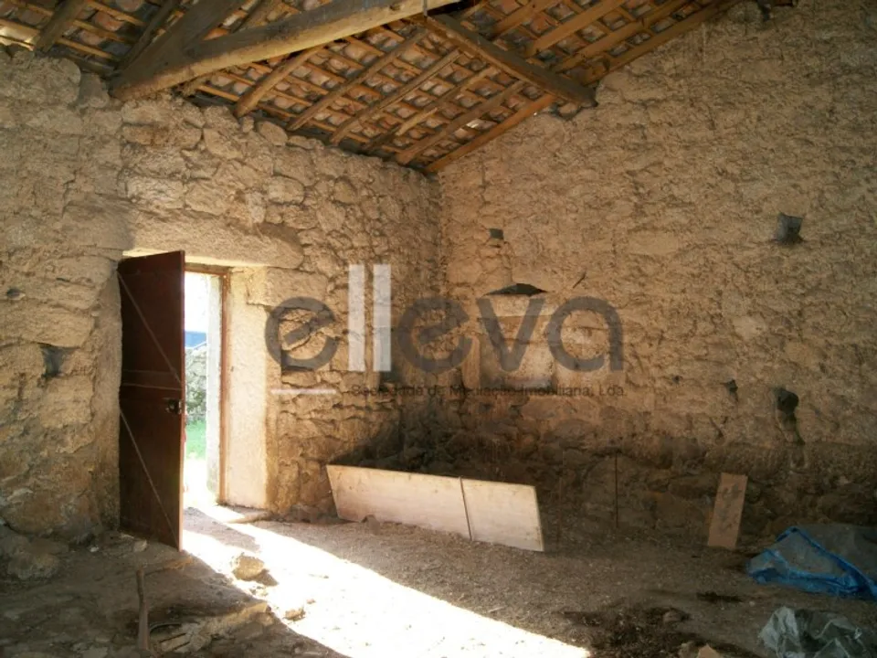 Helårsgrund i Idanha-a-Nova, Castelo Branco - foto 3