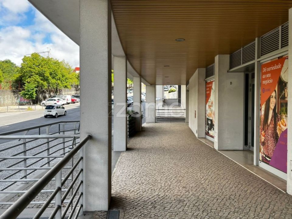 Erhvervsejendom i Ranhados, Viseu - foto 1