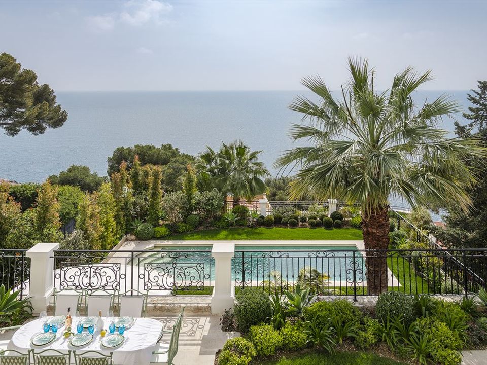 Villa in Cap-d'Ail, Alpes-Maritimes - foto 2