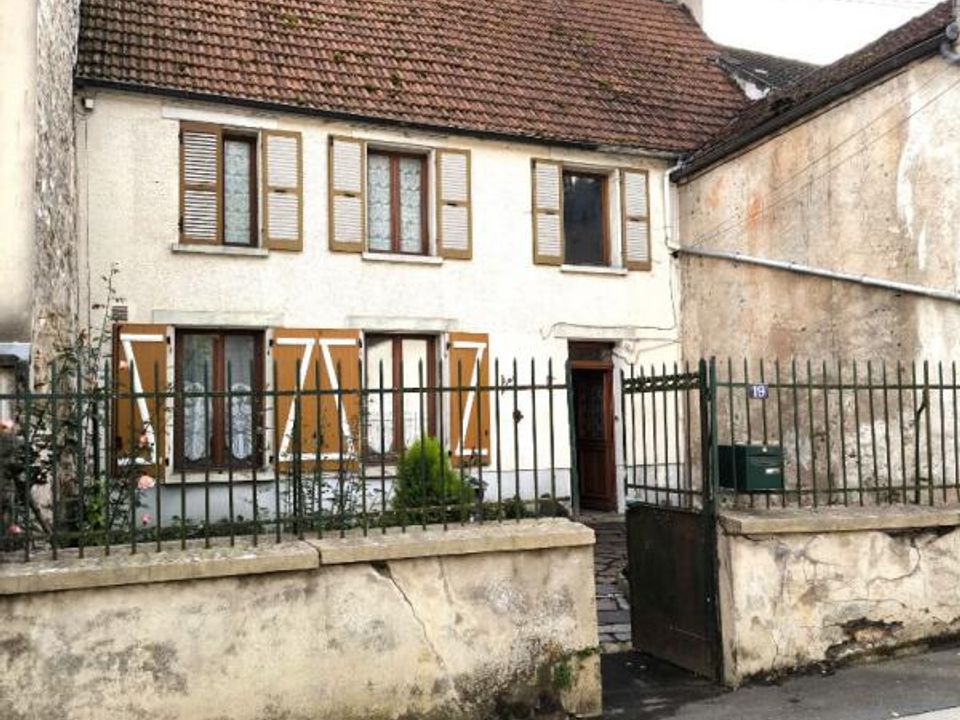 Villa i Château-Thierry, Aisne - foto 1