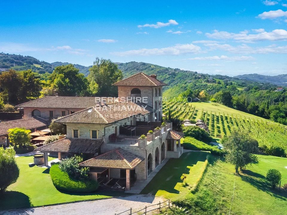 Landejendom i Santo Stefano Belbo, Cuneo - foto 3