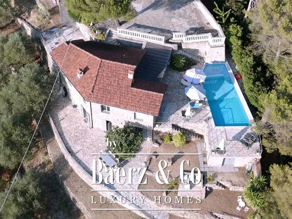 Villa i Dolceacqua, Imperia - foto 1