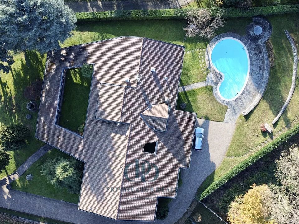 Villa i Inverigo, Como - foto 1