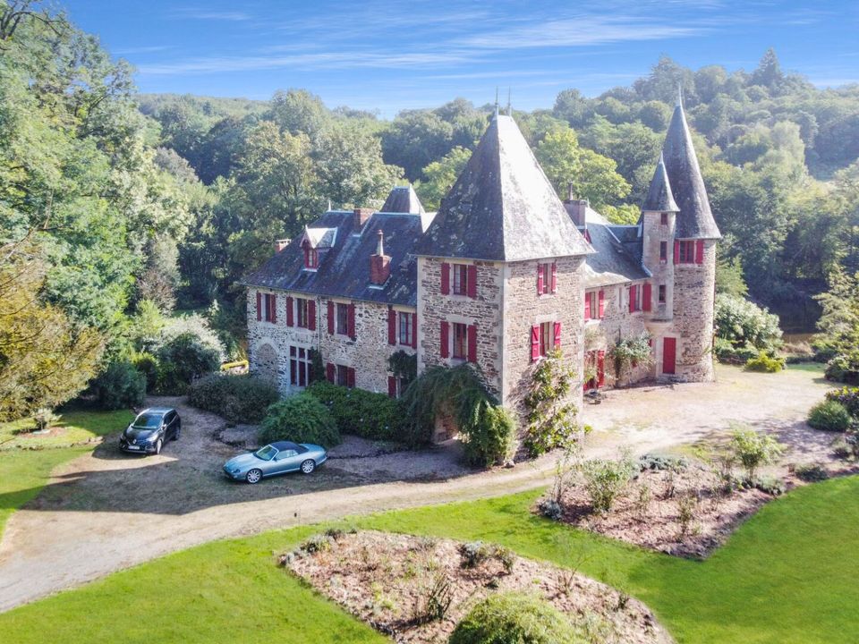 Villa in Tulle, Correze - photo 1