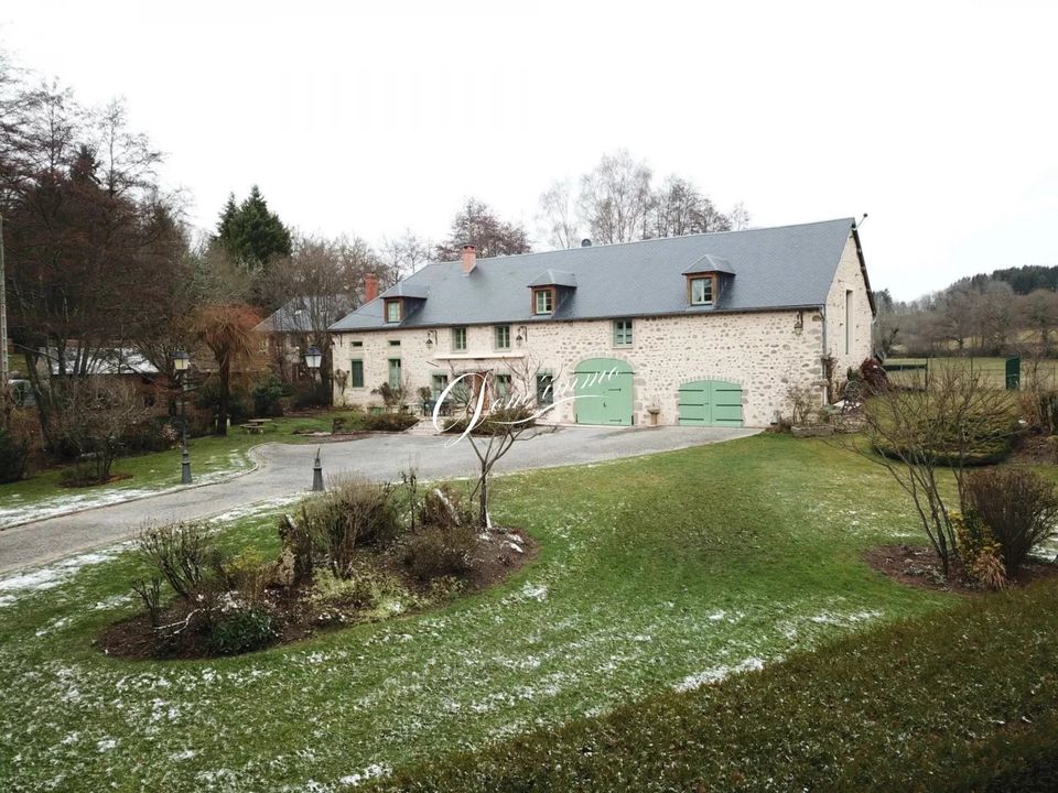 Landejendom i Alligny-en-Morvan, Nievre - foto 1