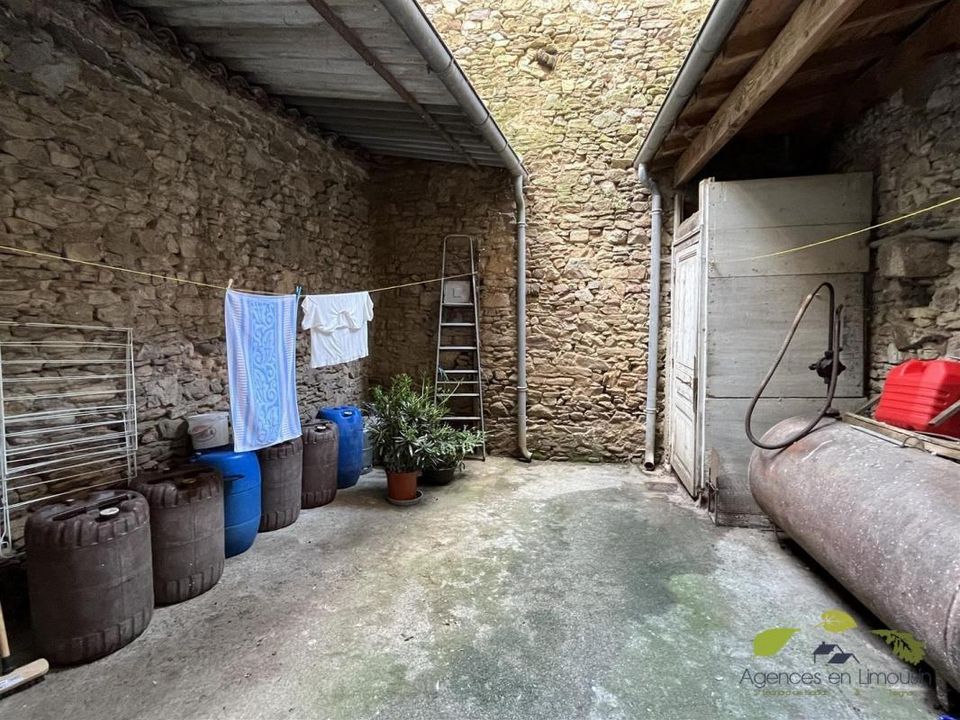 Villa i Saint-Leonard-de-Noblat, Haute-Vienne - foto 2