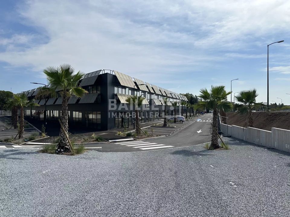 Erhvervsejendom i Puget-sur-Argens, Var - foto 3