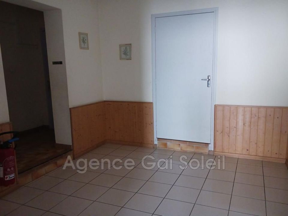 Erhvervsejendom i Nissan-lez-Enserune, Herault - foto 1