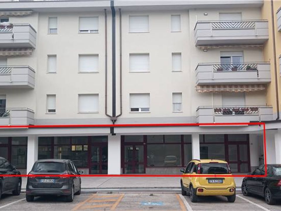 Erhvervsejendom i Matelica, Macerata - foto 2