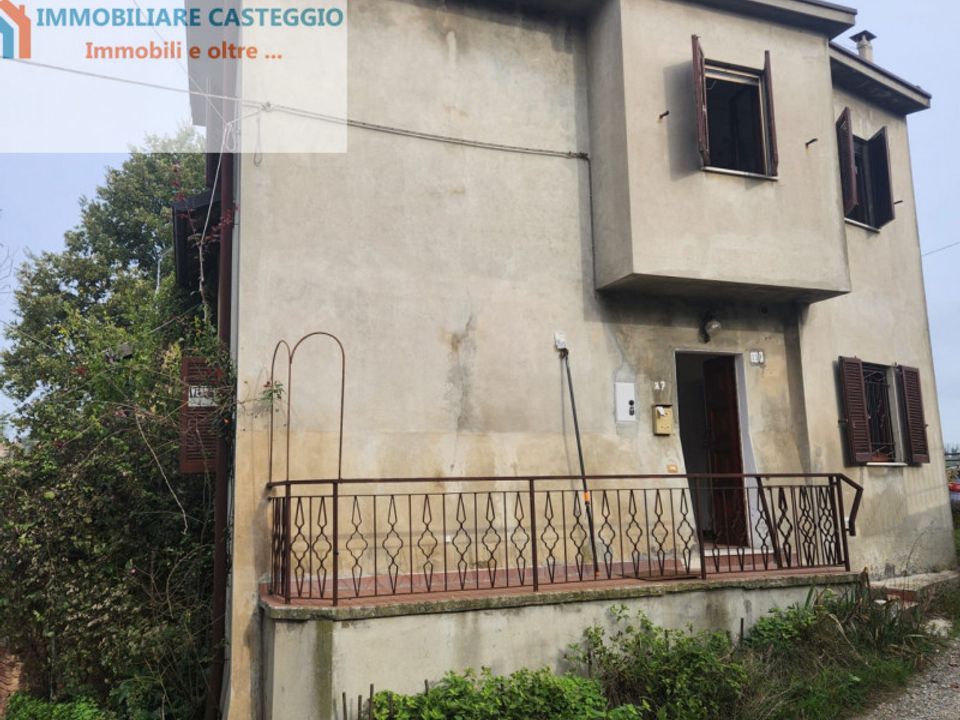 Rækkehus i Corvino San Quirico, Pavia - foto 1