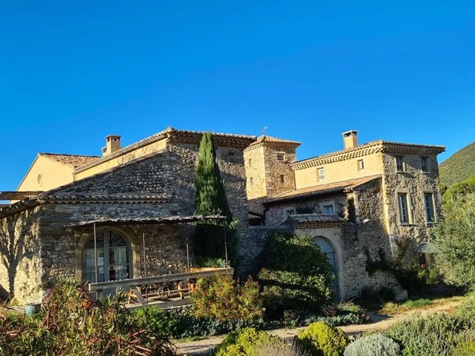 Erhvervsejendom i Pierrelatte, Drome - foto 4