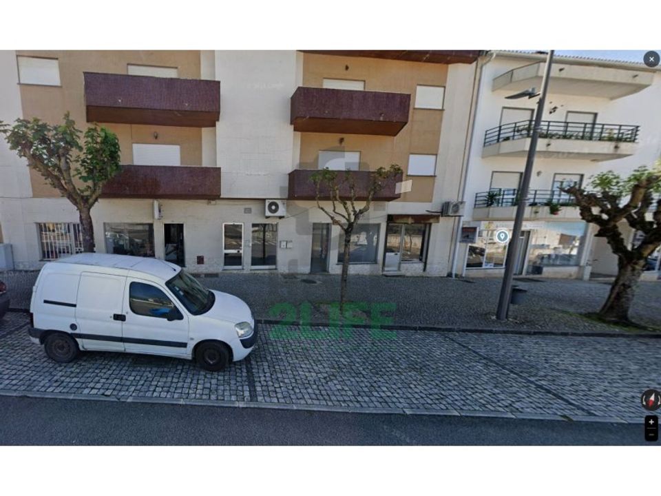Erhvervsejendom i Porto de Mos, Leiria - foto 1