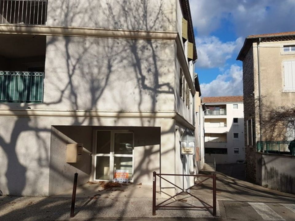 L'establiment comercial a Chomérac, Ardeche - foto 2