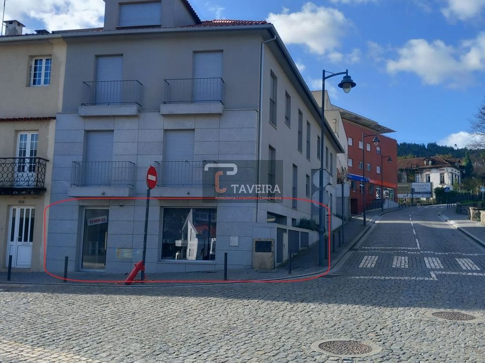 Erhvervsejendom i Arcos de Valdevez, Viana do Castelo - foto 1