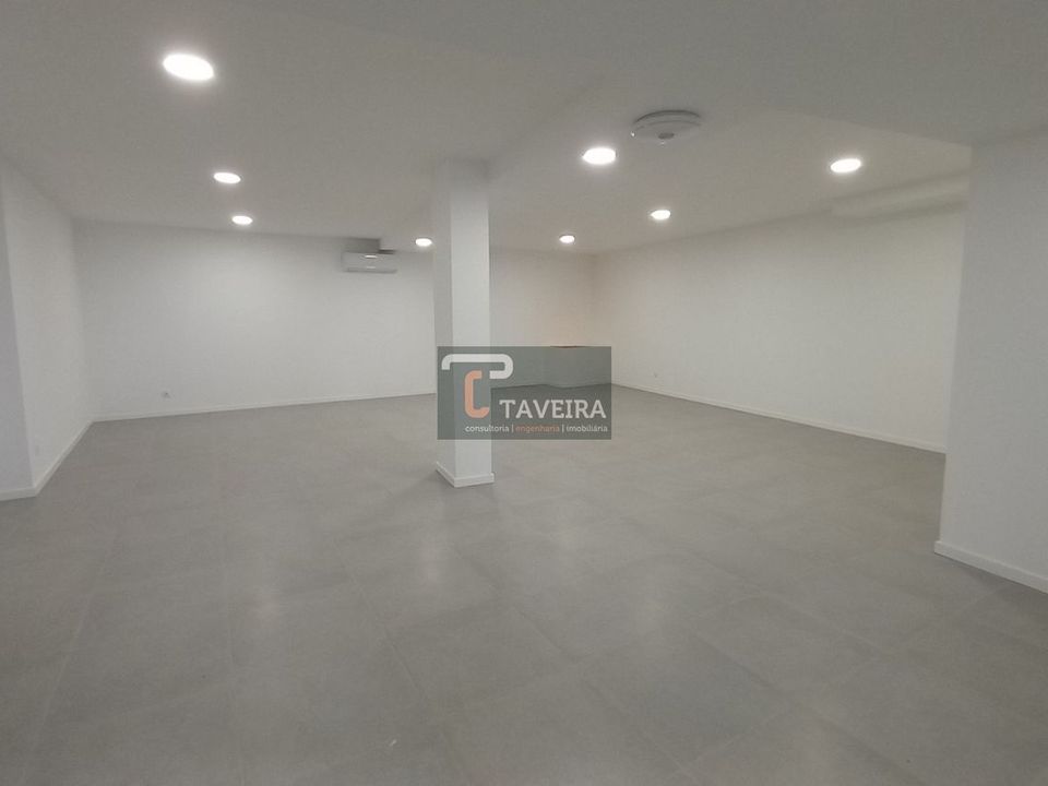 Erhvervsejendom i Arcos de Valdevez, Viana do Castelo - foto 4